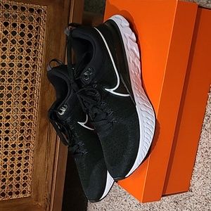 Nike React Infinity Run FK 2 - Black - Men's 8.5 NWT